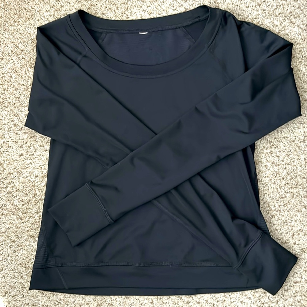 Lucy crop running lightweight top